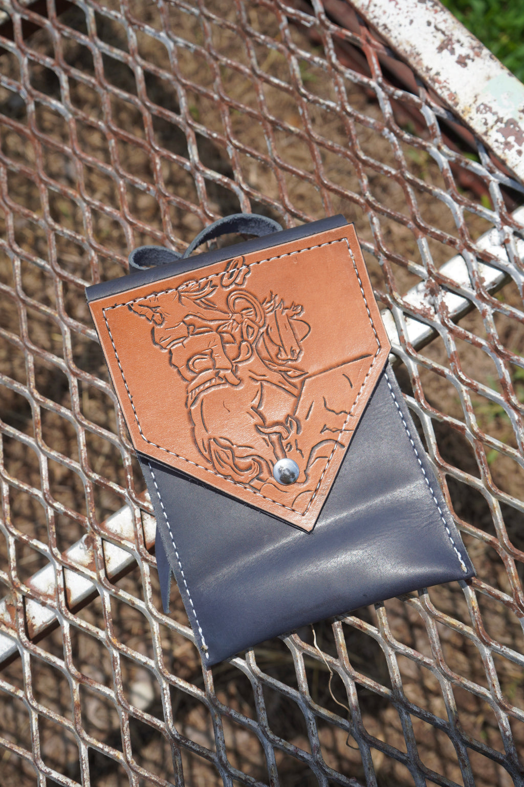 Back Cinch Phone Holder